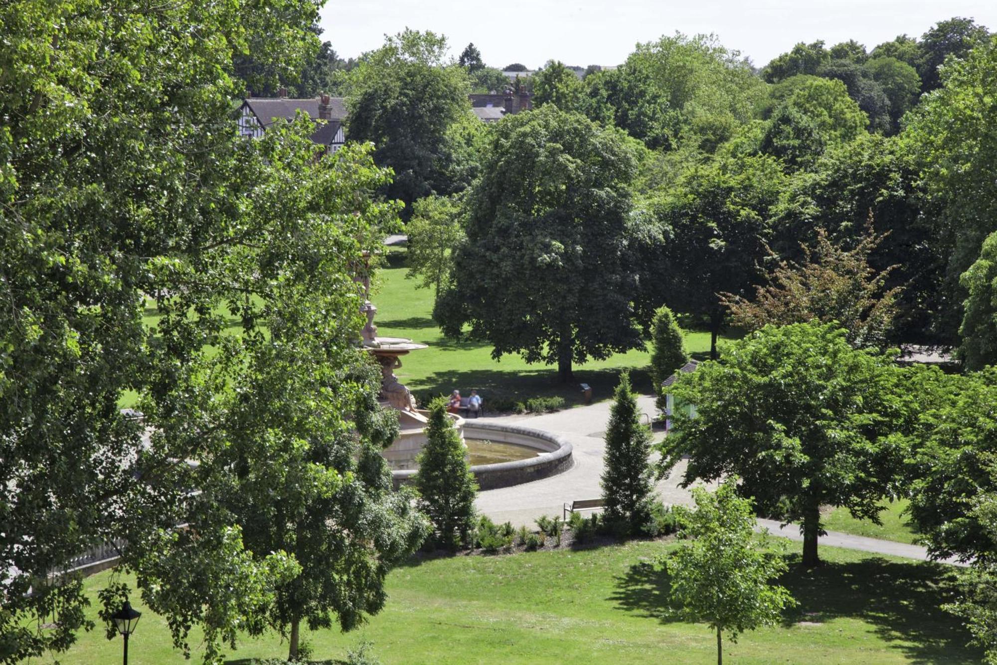 Lovely 2 Bedroom Apartment In Central Ashford Ashford  Eksteriør billede